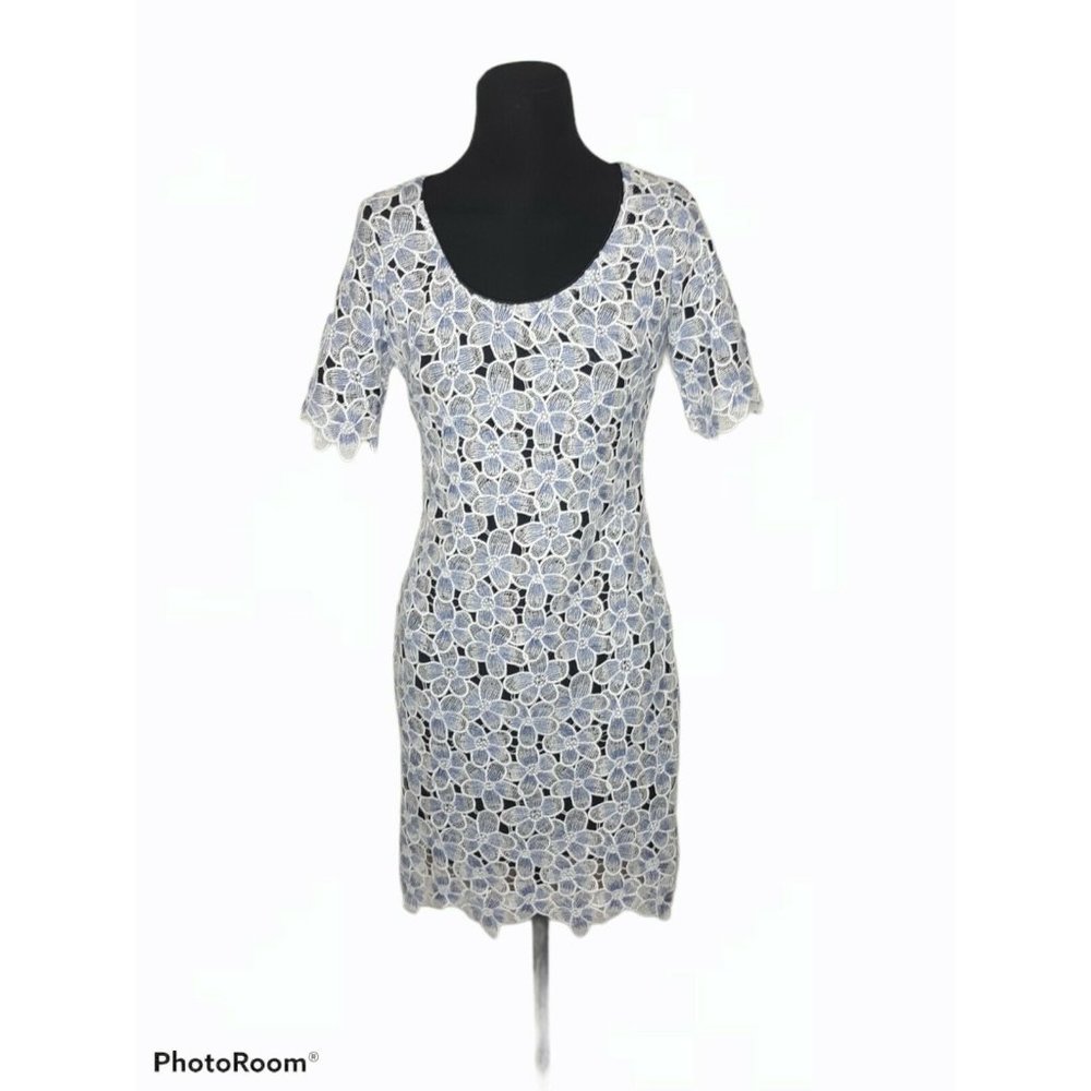 Badgley Mischka Blue Crochet Floral Lace Dress 0